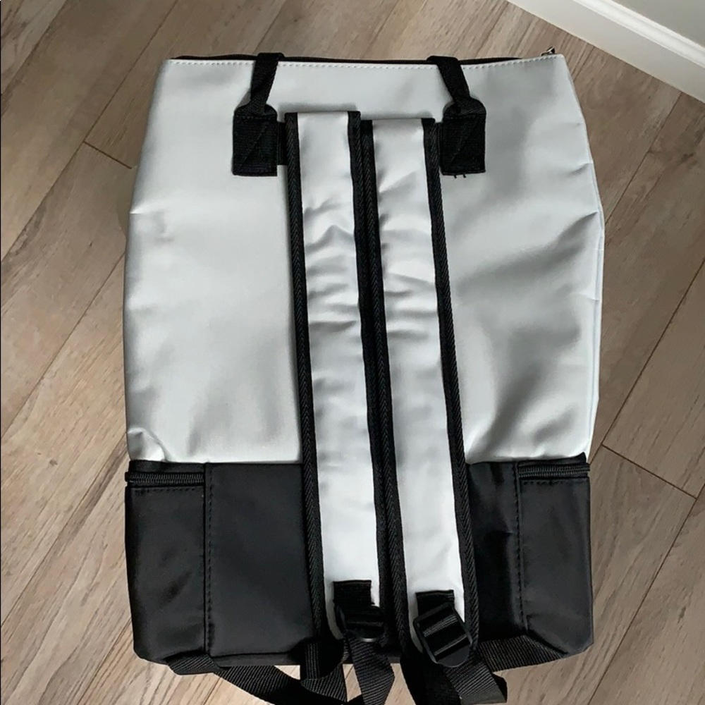 Backpack - Picture 2 of 3